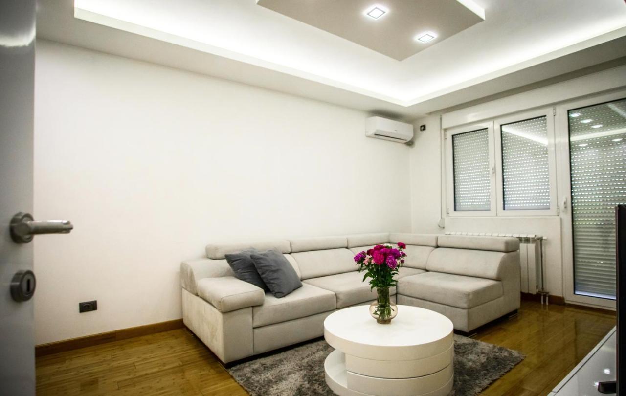 Apartman Simic - Stan Na Dan Bogatic Екстер'єр фото
